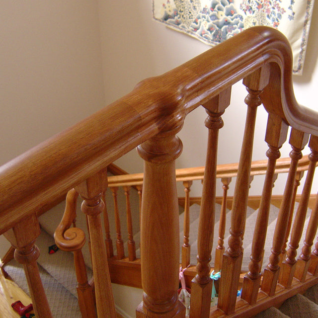 Vic Ash Handrail Middle Post Cap - Durable Wood Finish